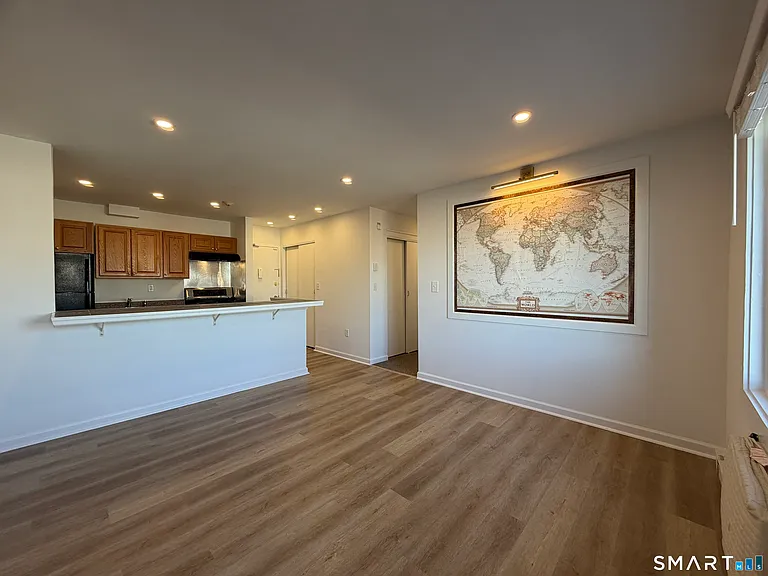 69 Cove Rd #B9 — Photo 4