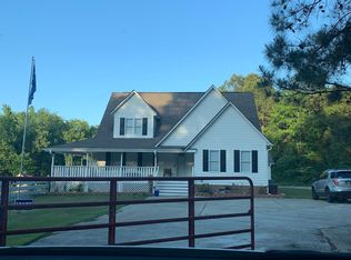 739 Lindsay Rd, Raeford, NC 28376