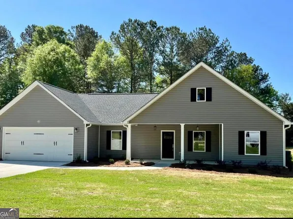 3740 Cobblestone Dr, Loganville, GA 30052