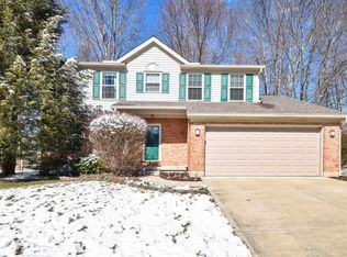 1326 Statewood Ct, Amelia, OH 45102