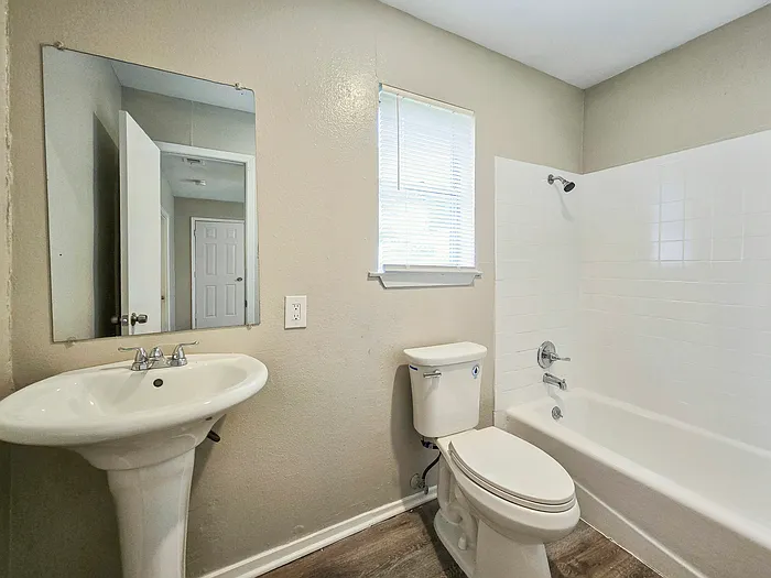 601 Brookfield Dr — Photo 11