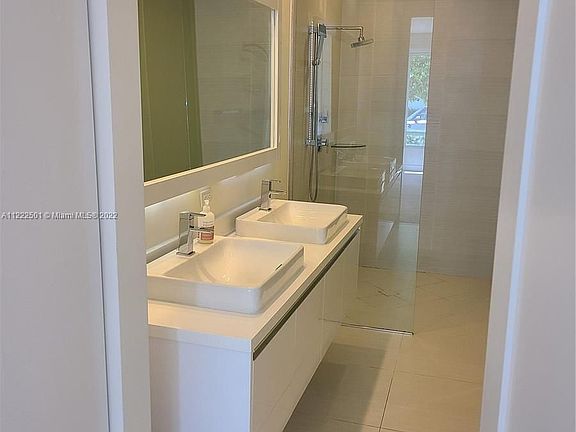 3rd image of 6310 NW 103rd Pl APT 103