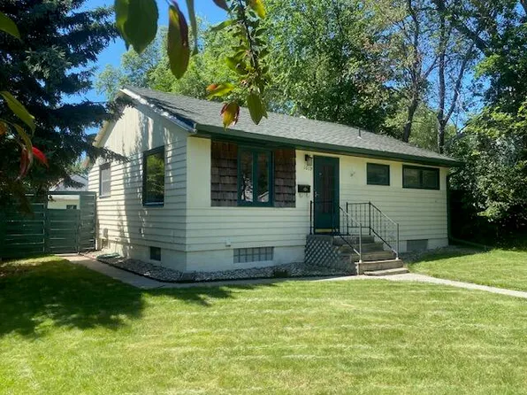 1019 8th Ave SW, Aberdeen, SD 57401