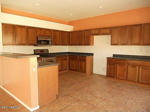 3rd image of 41309 W Cielo Ln