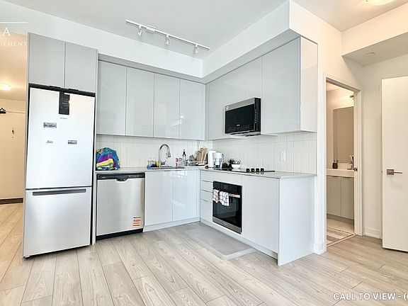 3rd image of 474 Caldari Rd #2301