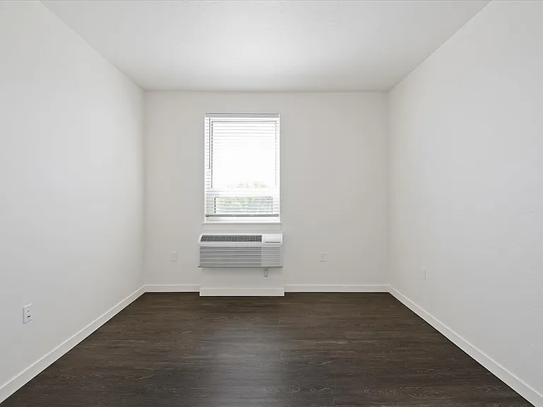 Denton Street Apartments — Photo 66