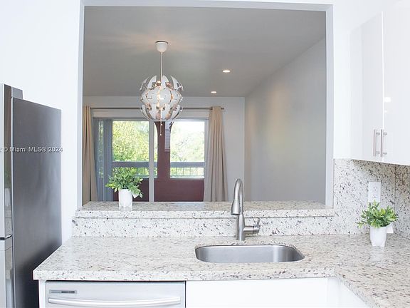 2nd image of 7865 Camino Real #L403