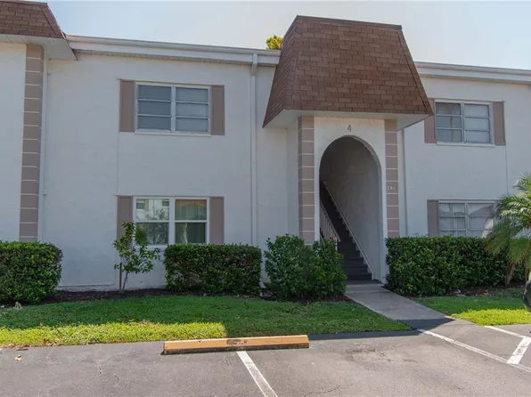 241 S McMullen Booth Rd APT 34, Clearwater, FL 33759