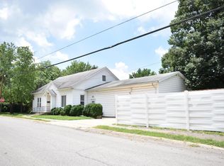 1417 E Oak St, West Frankfort, IL 62896