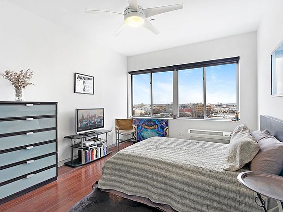 4th image of 38 Wilson Ave #4D