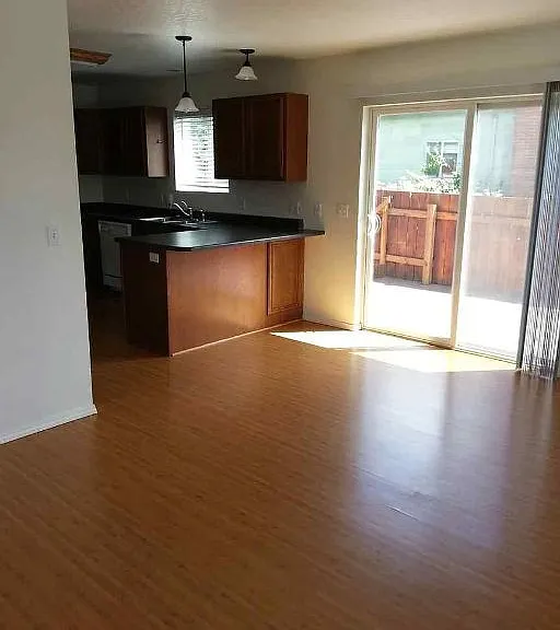 318 N Washington St — Photo 6