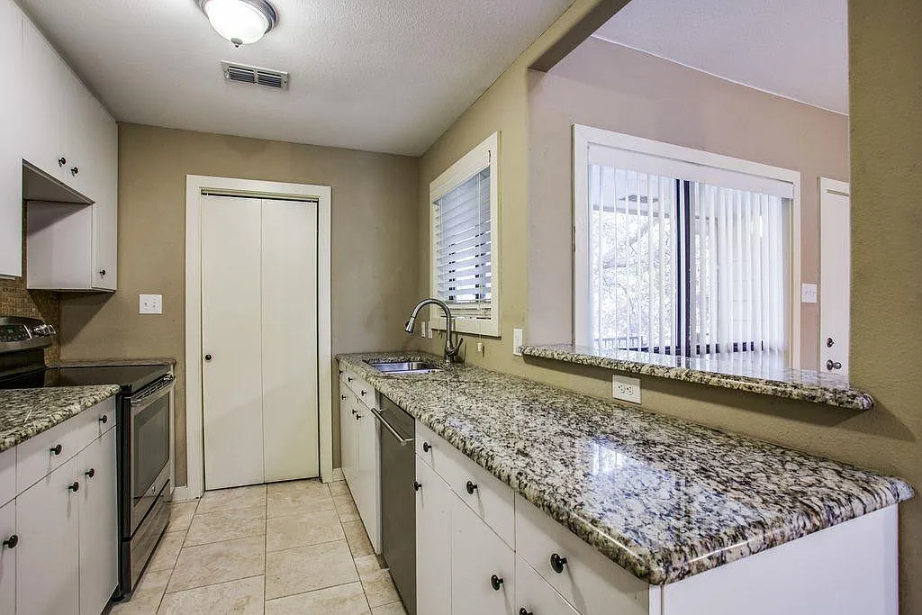 1 bed, 717 sqft, $1,225 — Photo 3