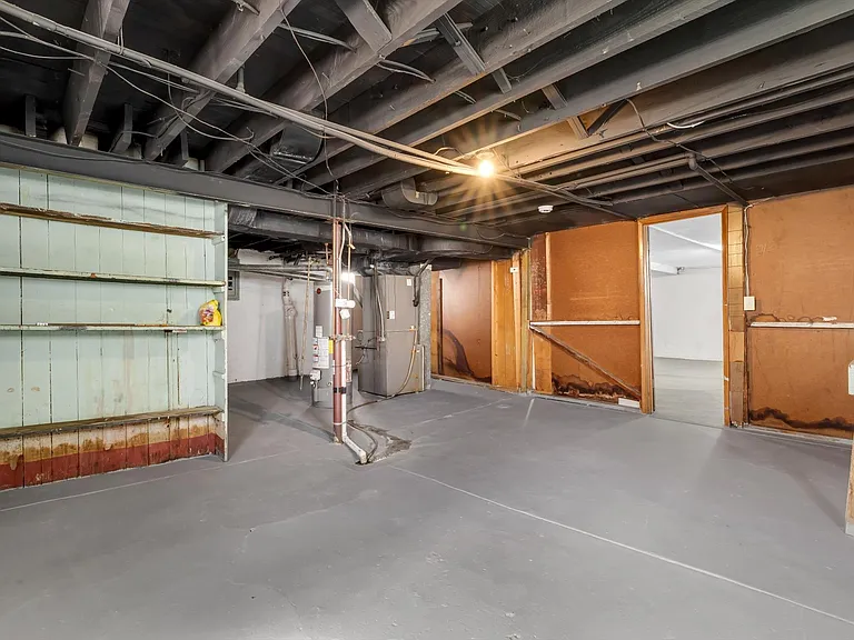 1223 Gruner Pl — Photo 45