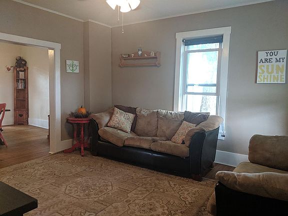 2nd image of 104 Johnson St