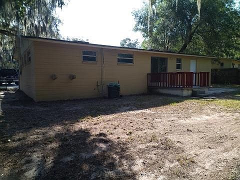 3rd image of 209 Canis Dr W