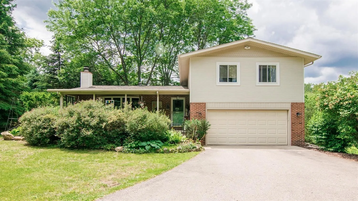 4325 Dexter Ann Arbor Rd photo 1