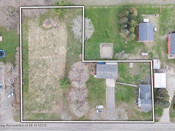 4th image of 2304 N Chester Rd