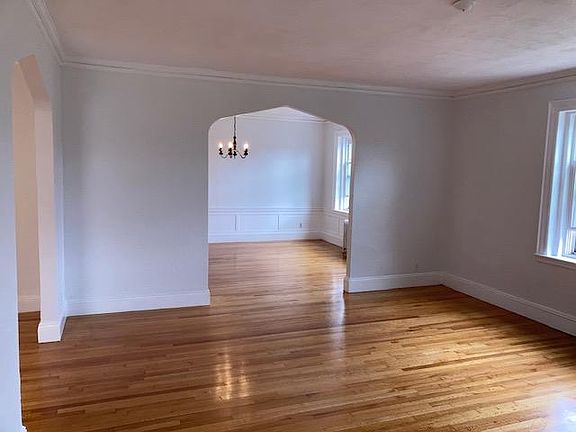 2nd image of 37 Englewood Ave #3A