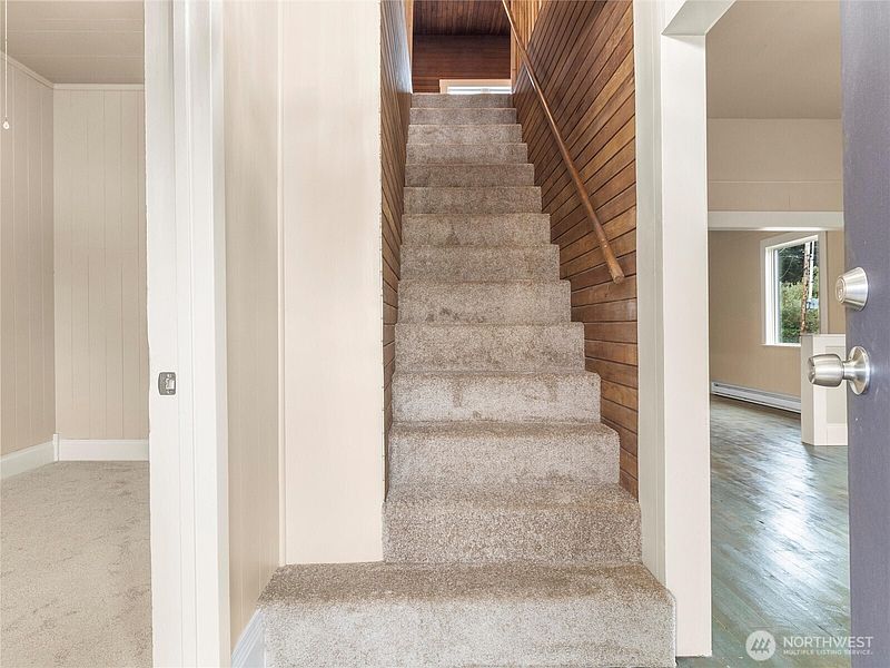 3rd image of 801 SW Blvd