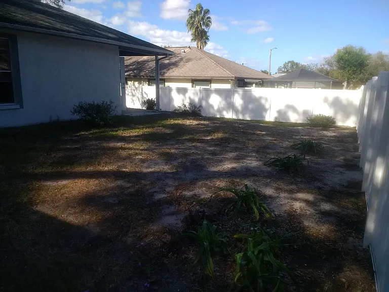 3721 Farnham Ct — Photo 18