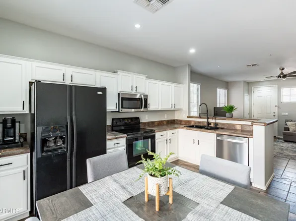 880 S COLONIAL Drive, Gilbert, AZ 85296