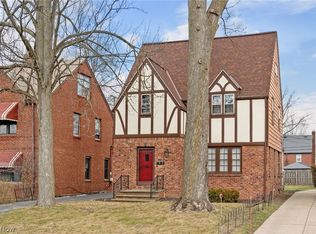 3945 Bushnell Rd, University Heights, OH 44118