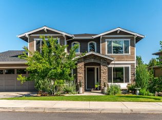 60867 Garrison Dr, Bend, OR 97702