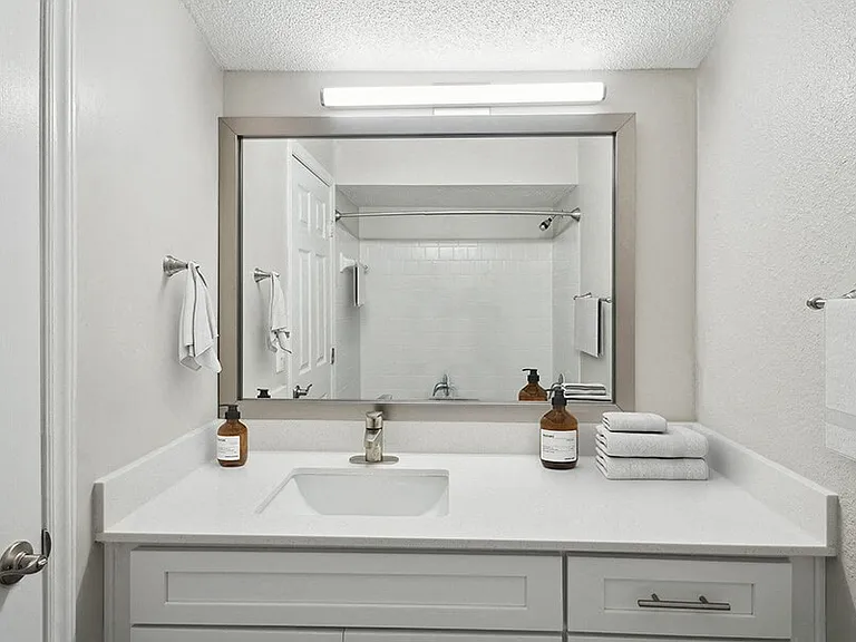 Arbor Village — Photo 9