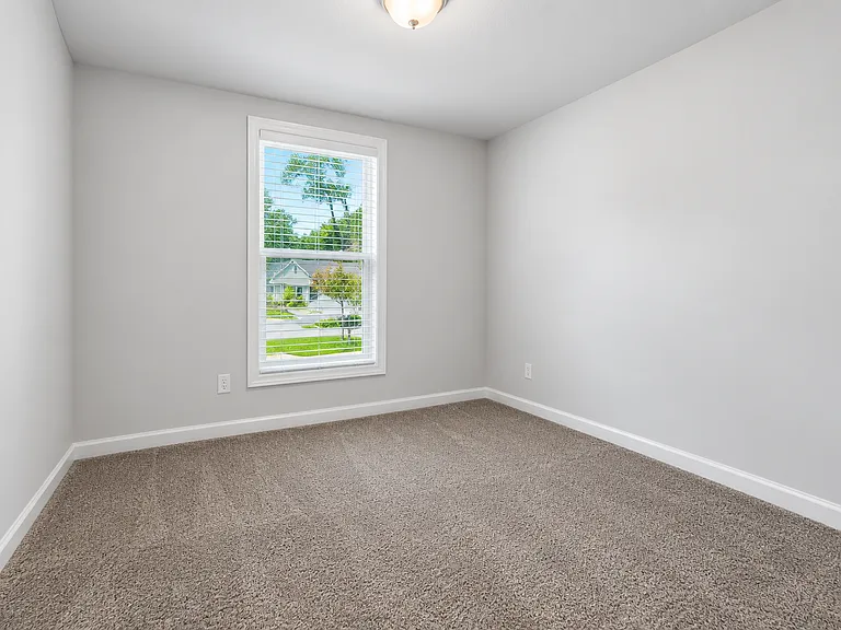718 Park Ave — Photo 11
