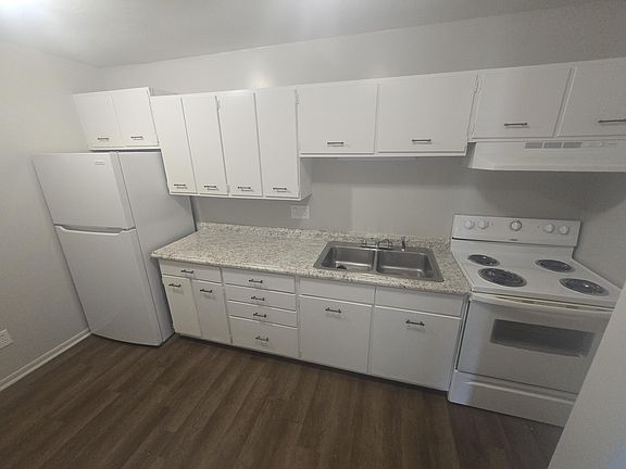 3rd image of 2646 Westover Ave SW APT 7