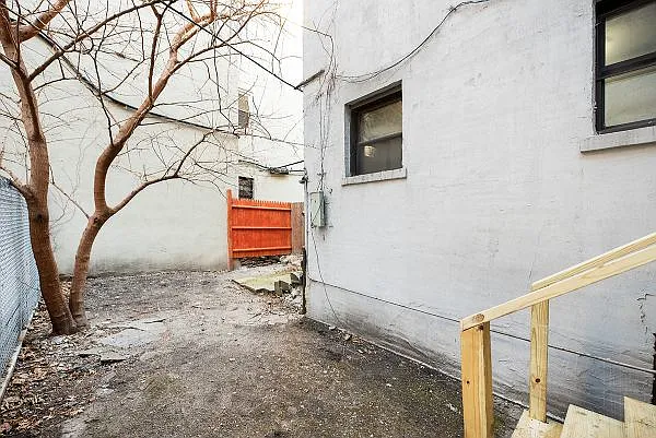 761 Saint Nicholas Ave #G — Photo 8