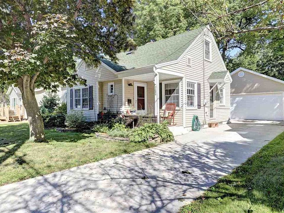 1st image of 722 Weston Ave