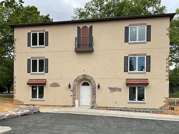 2nd image of 501 Roman Way #301