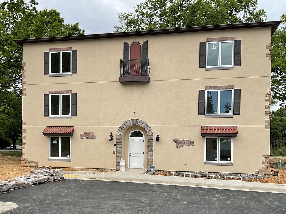 1st image of 501 Roman Way #302