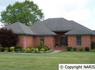 3506 Sierra Dr SW, Decatur, AL 35603