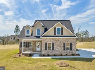 442 Burlington Dr, Lizella, GA