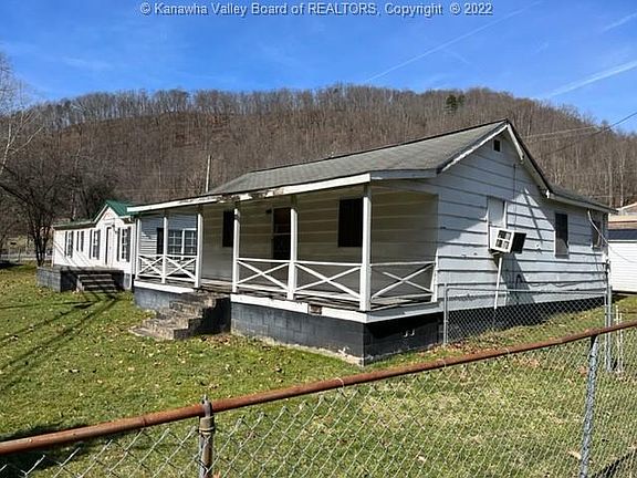 2nd image of 1353 Campbells Creek Dr
