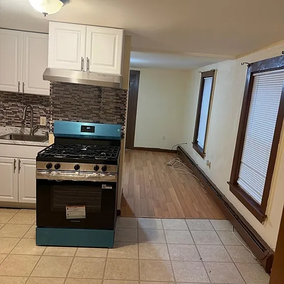 81 Bellevue Ave #B — Photo 6