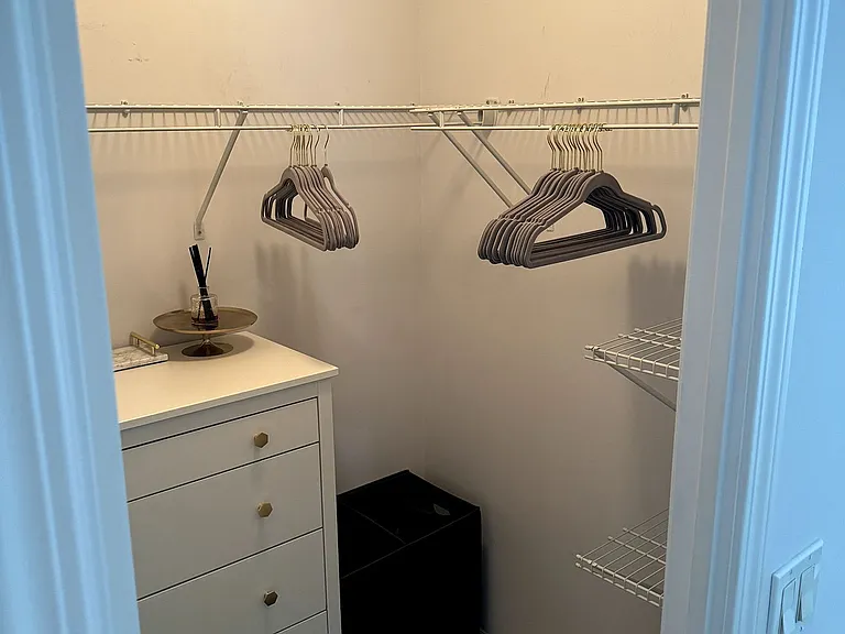 19 Grand Trunk Cres #1510 — Photo 6