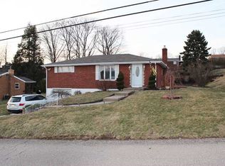 106 Hilton Dr, Pittsburgh, PA 15209
