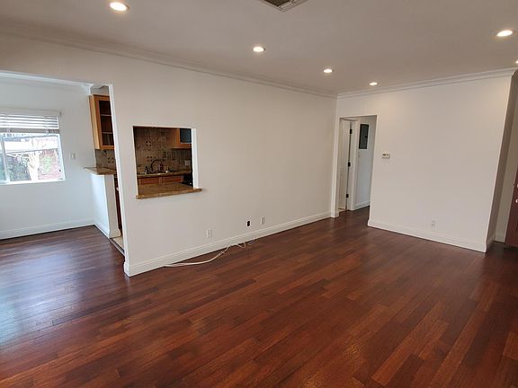 4th image of 11822 Gorham Ave APT 9