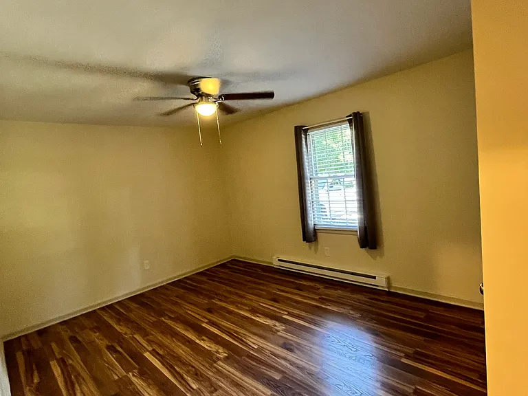 1020 Fisher St #B — Photo 5