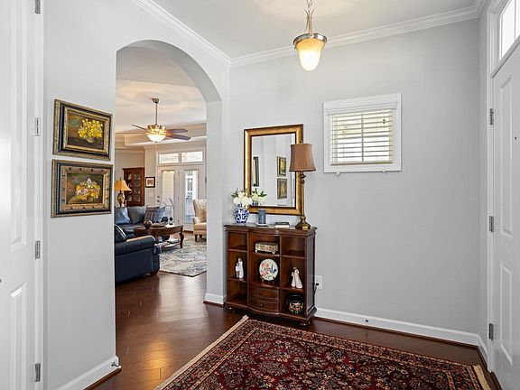 4th image of 126 Tall Timber Dr