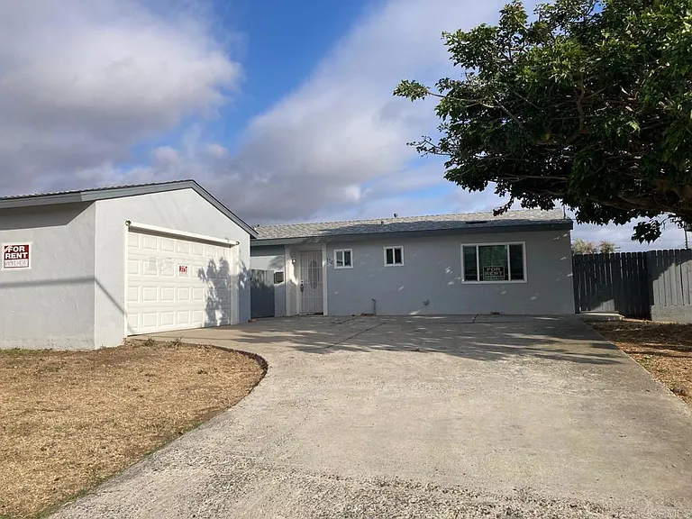 172 Palomar St — Photo 33