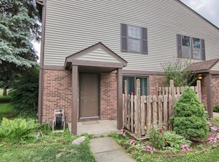 7771 Pontiac Lake Rd #8, Waterford, MI 48327