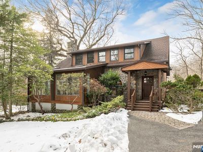 22 Knollwood Dr, Ho Ho Kus, NJ, 07423