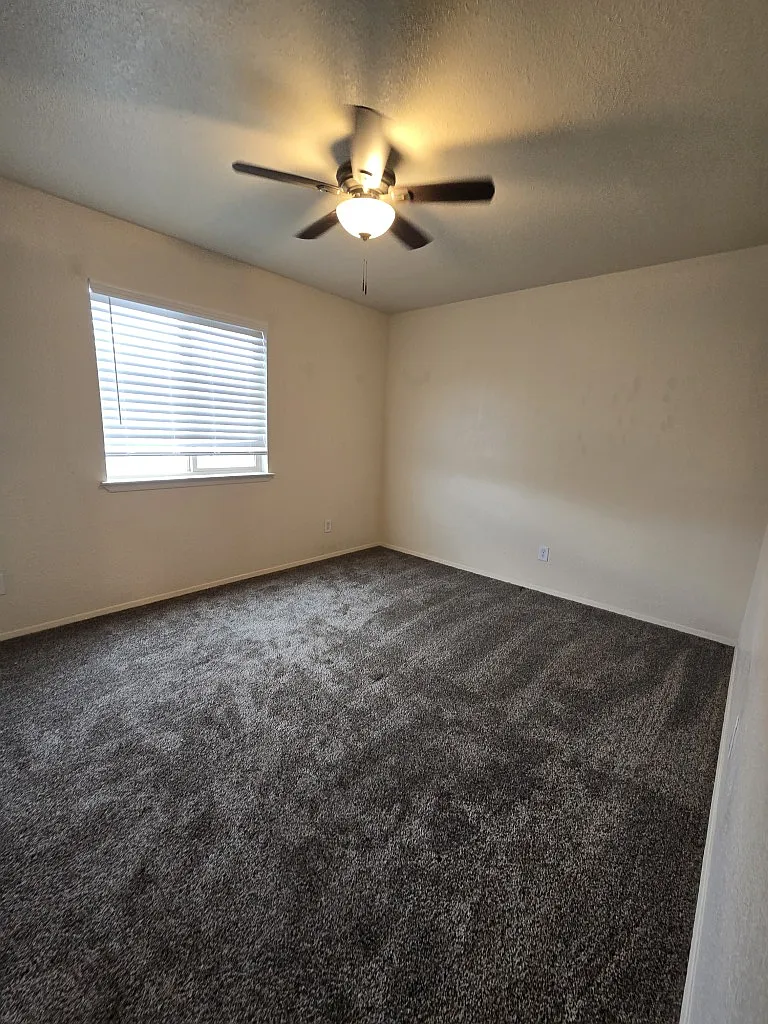 2 bed, 792 sqft, $900 — Photo 4