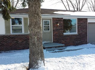 1389 Edgewood Dr, Kaukauna, WI 54130