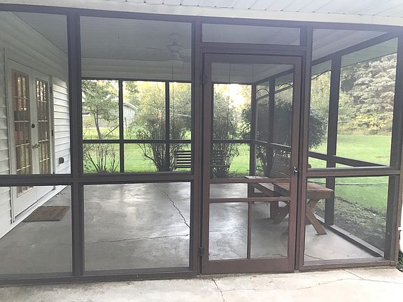 2nd image of 59204 Wilray Dr