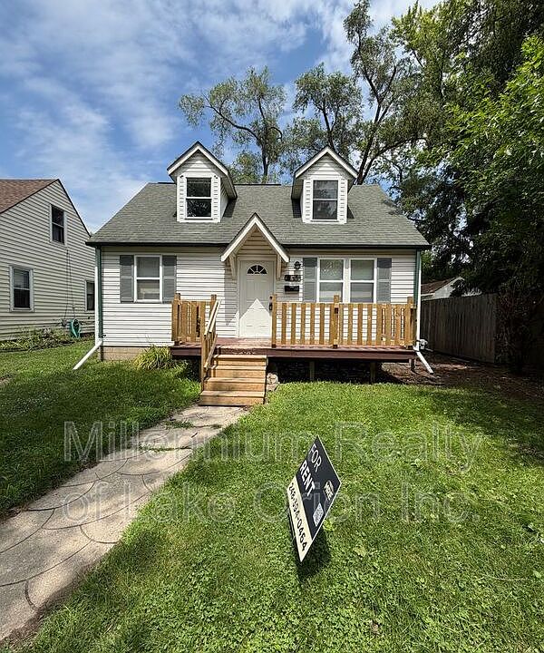 1st image of 735 E Milton Ave